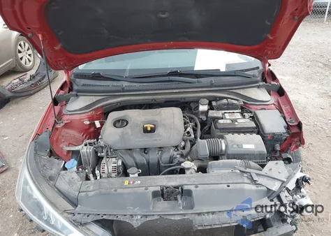 2019 Hyundai Elantra Sel from USA, damaged, VIN 5NPD84LF2KH479111